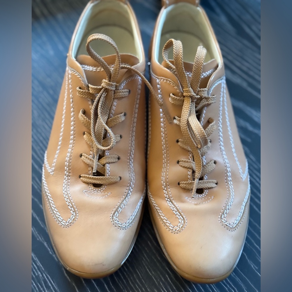Tod's Tan Leather Flats almost new - Picture 2 of 9